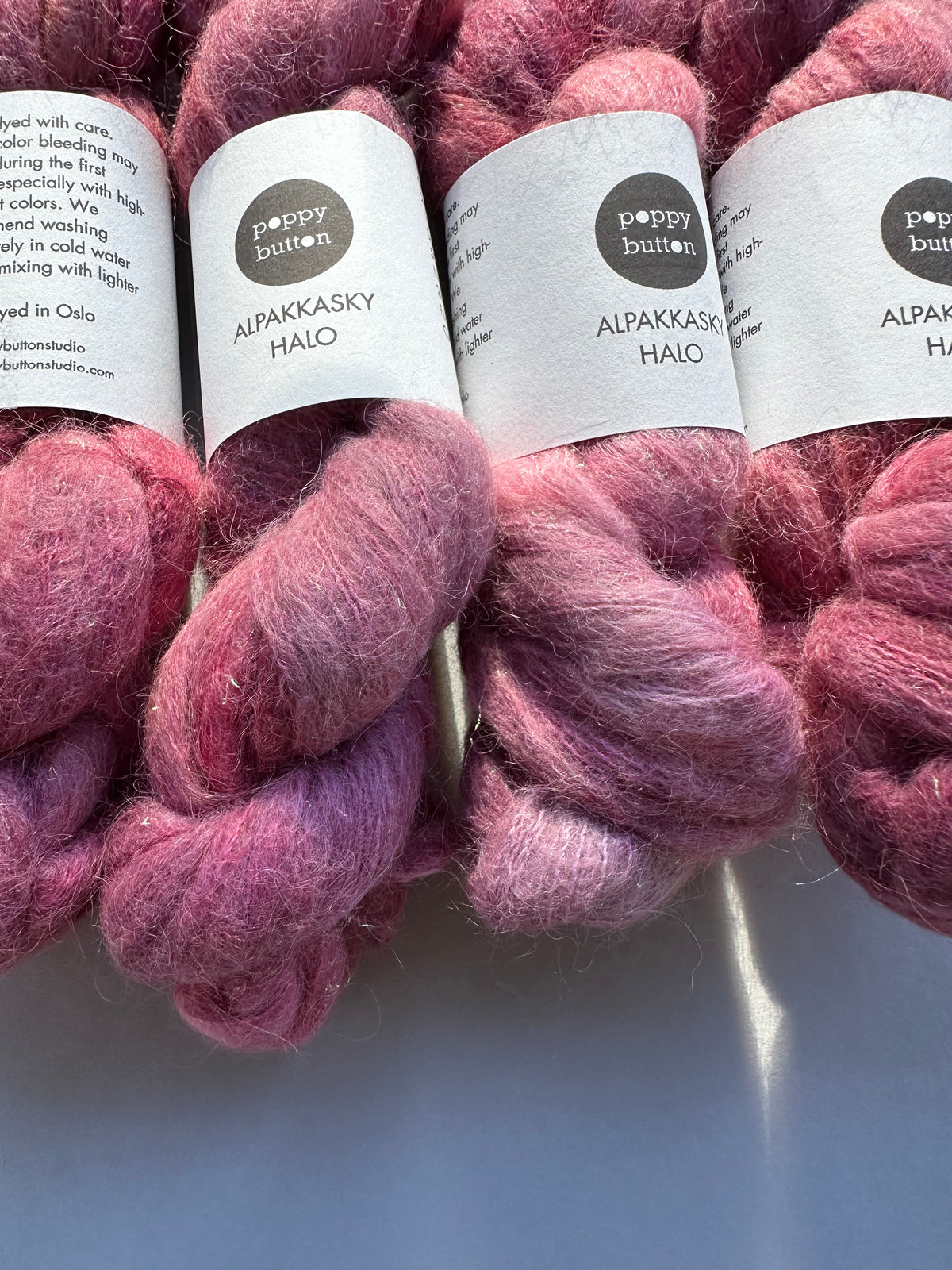 Alpakkasky Halo – Garnet