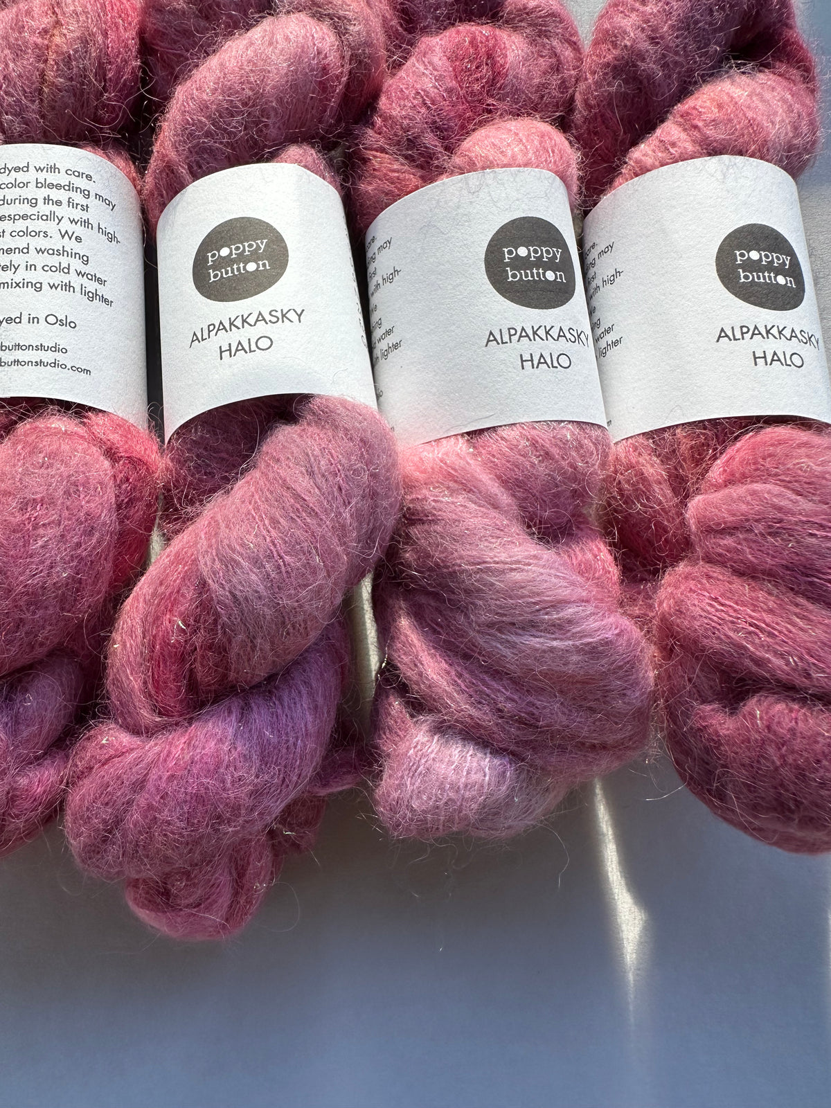 Alpakkasky Halo – Garnet