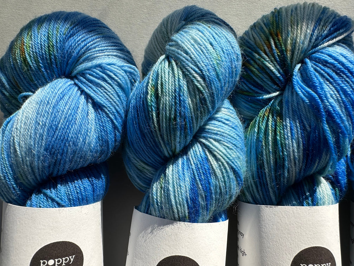 LAPIS LAZULI — Platina Sokk 4ply