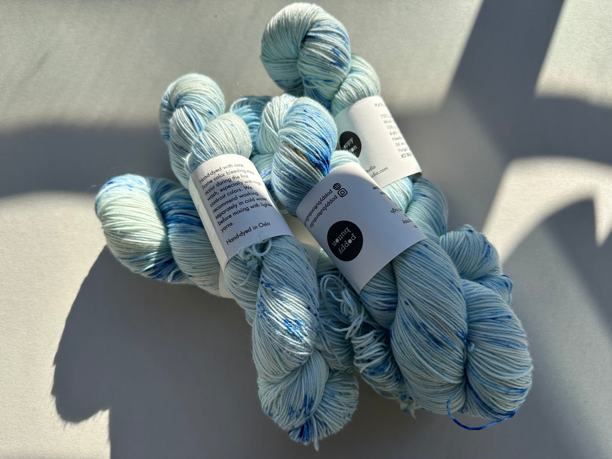 K2 BLUE — Platina Sokk 4ply