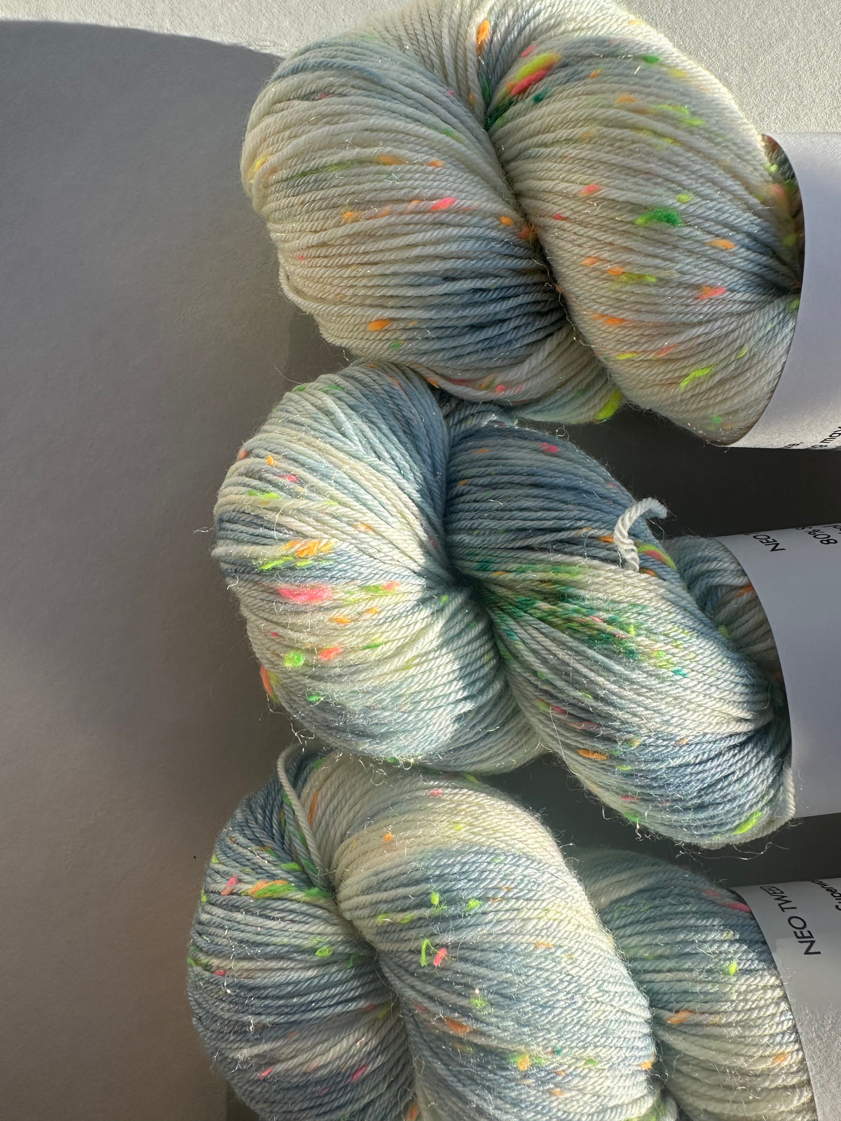 Neo Tweed 4ply – Icy Quartz