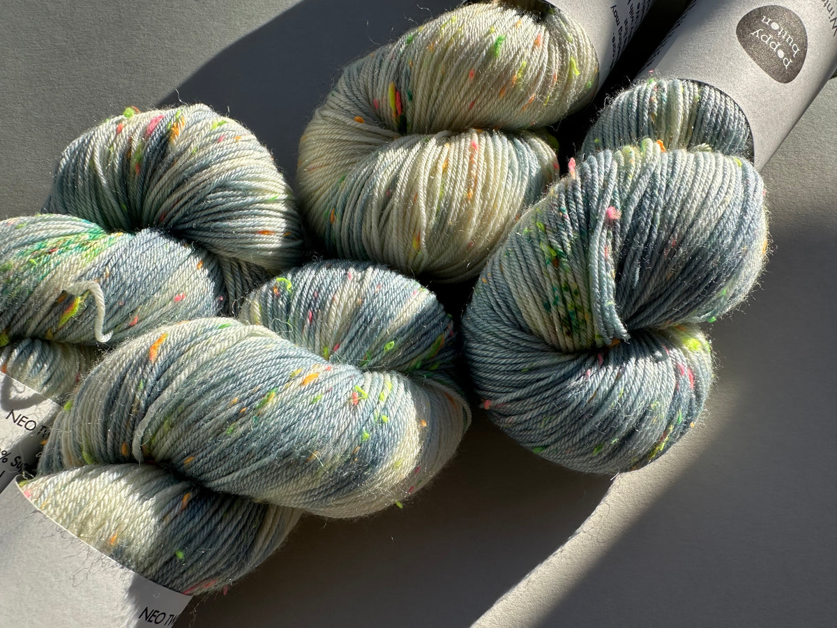 Neo Tweed 4ply – Icy Quartz