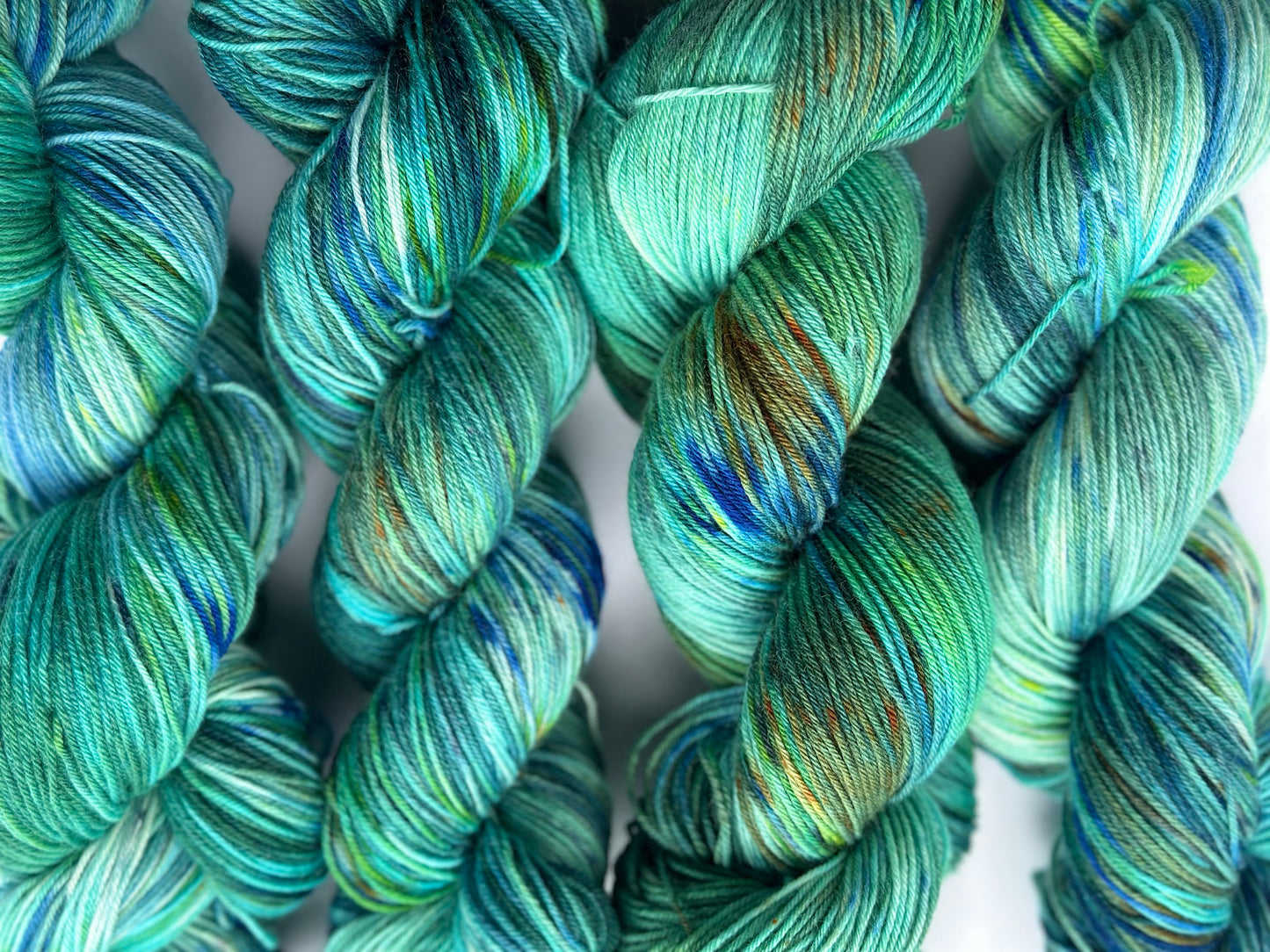 Dyp Havjaspis — Platina Sokk 4ply
