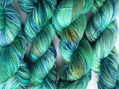 Dyp Havjaspis — Platina Sokk 4ply