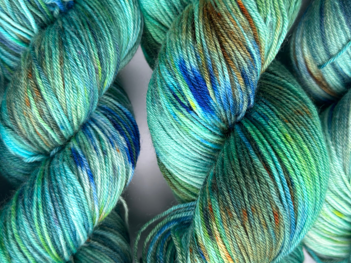 Dyp Havjaspis — Platina Sokk 4ply