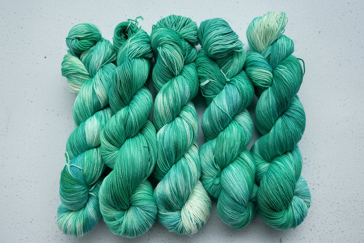 Polert Malakitt — Platina Sokk 4ply