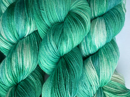 Polert Malakitt — Platina Sokk 4ply