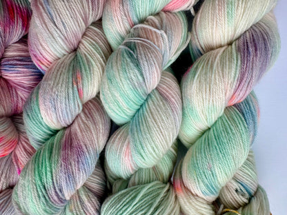 Daybreak Pastel Speckle — Kashmir-Sokk 4ply