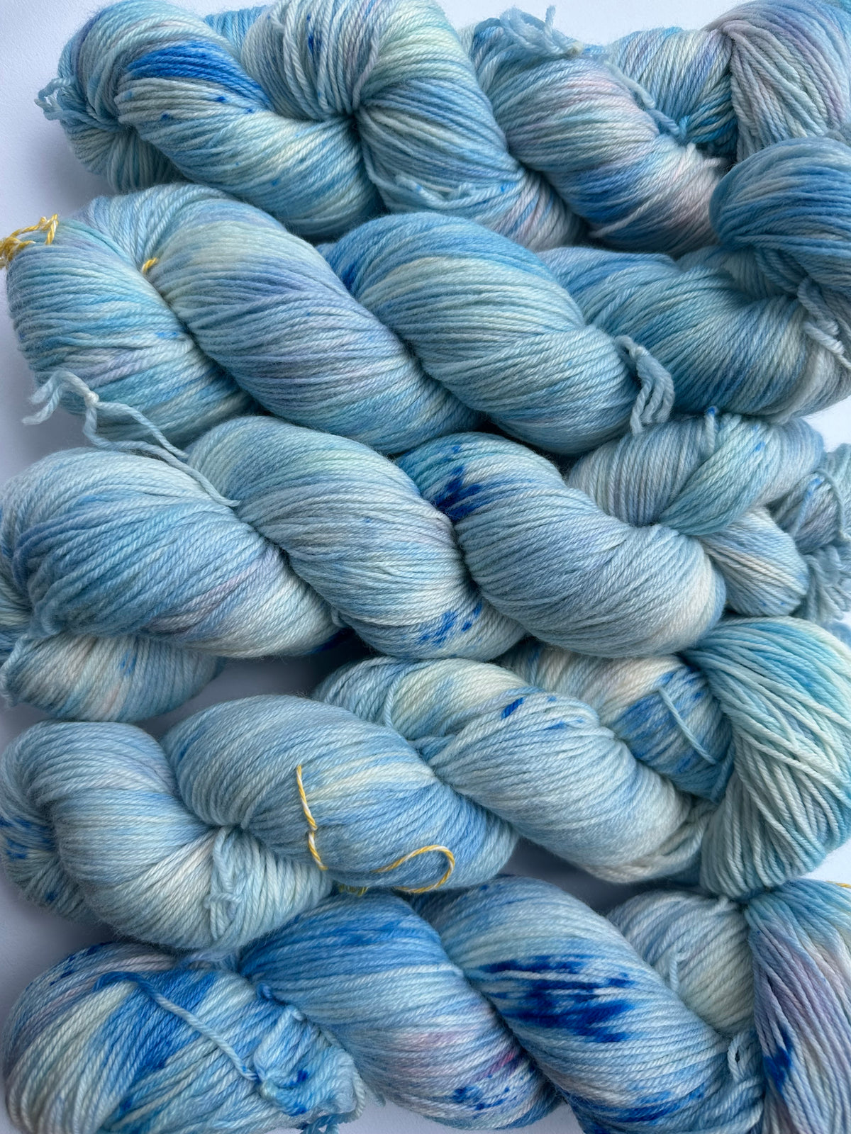 Islagt Akvamarin Krystall — Kashmir-Sokk 4ply