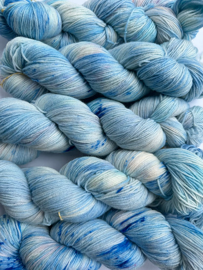 Islagt Akvamarin Krystall — Kashmir-Sokk 4ply