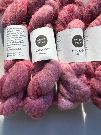 Alpakkasky Halo – Garnet