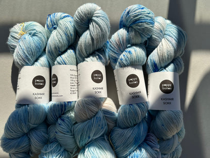 K2 Blue — Kashmir-Sokk 4ply