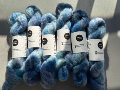 Paljett-Silkemohair – Arctic Sapphire