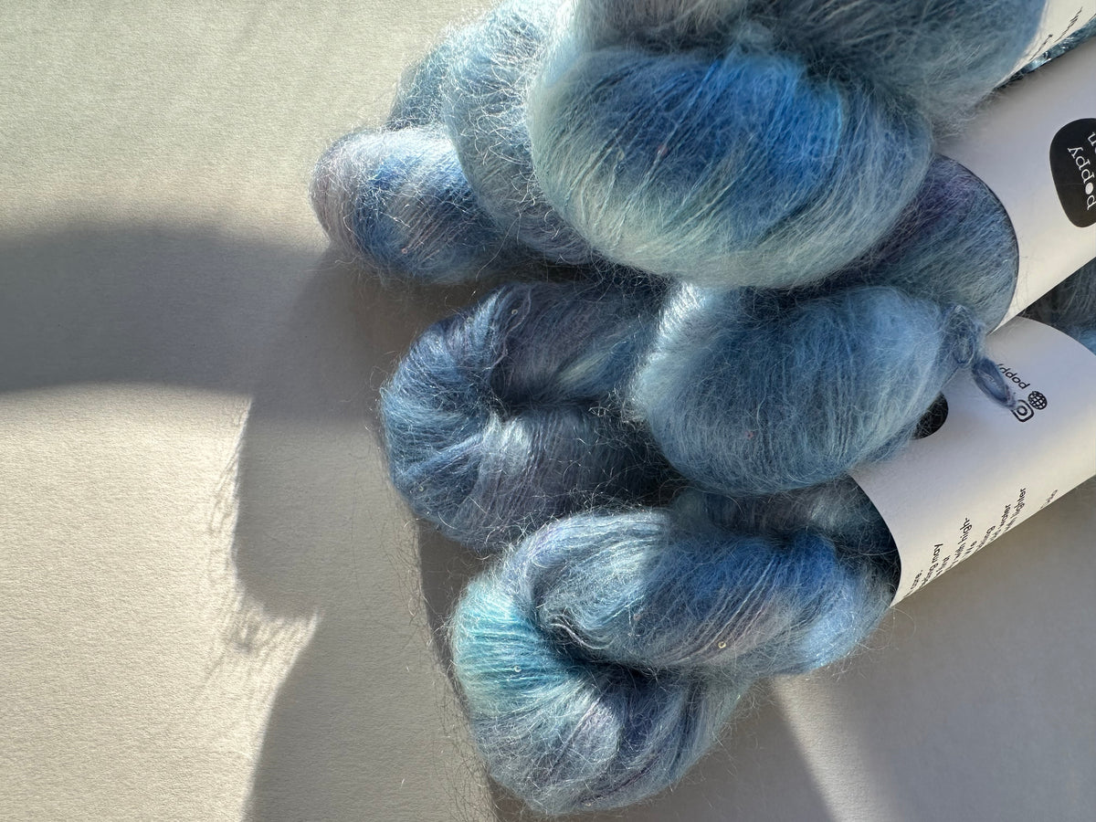 Paljett-Silkemohair – Arctic Sapphire