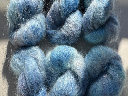 Paljett-Silkemohair – Arctic Sapphire