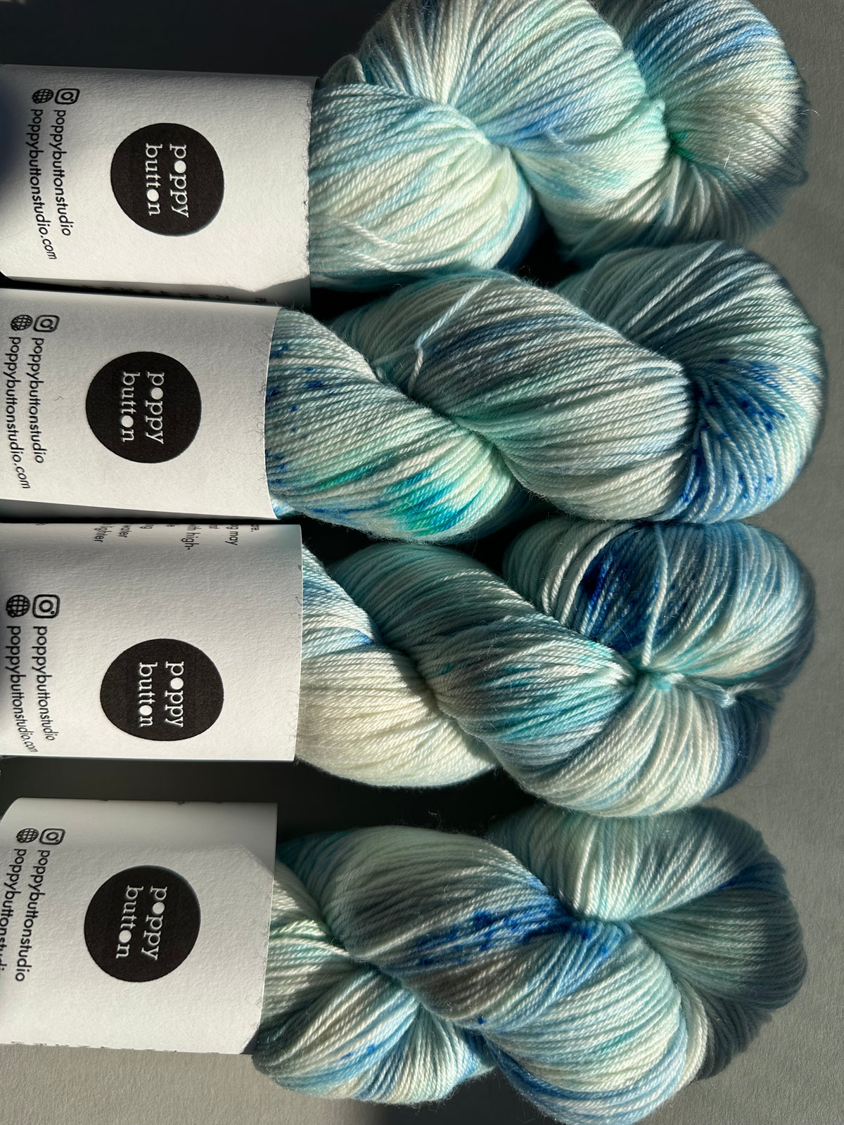 LARIMAR — Platina Sokk 4ply