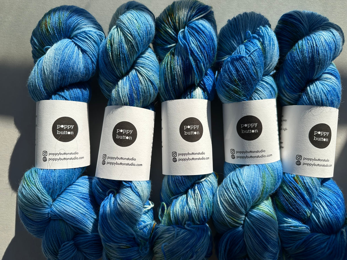 LAPIS LAZULI — Platina Sokk 4ply