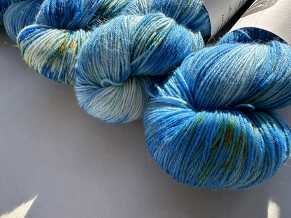 LAPIS LAZULI — Platina Sokk 4ply