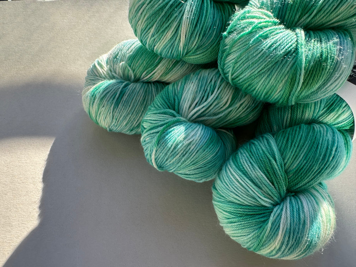 AMAZONITE — Platina Sokk 4ply