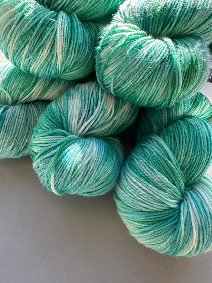AMAZONITE — Platina Sokk 4ply