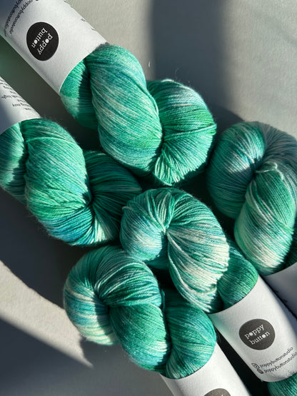 AMAZONITE — Platina Sokk 4ply