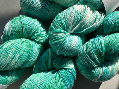 AMAZONITE — Platina Sokk 4ply