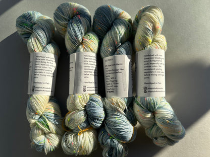 Neo Tweed 4ply – Icy Quartz