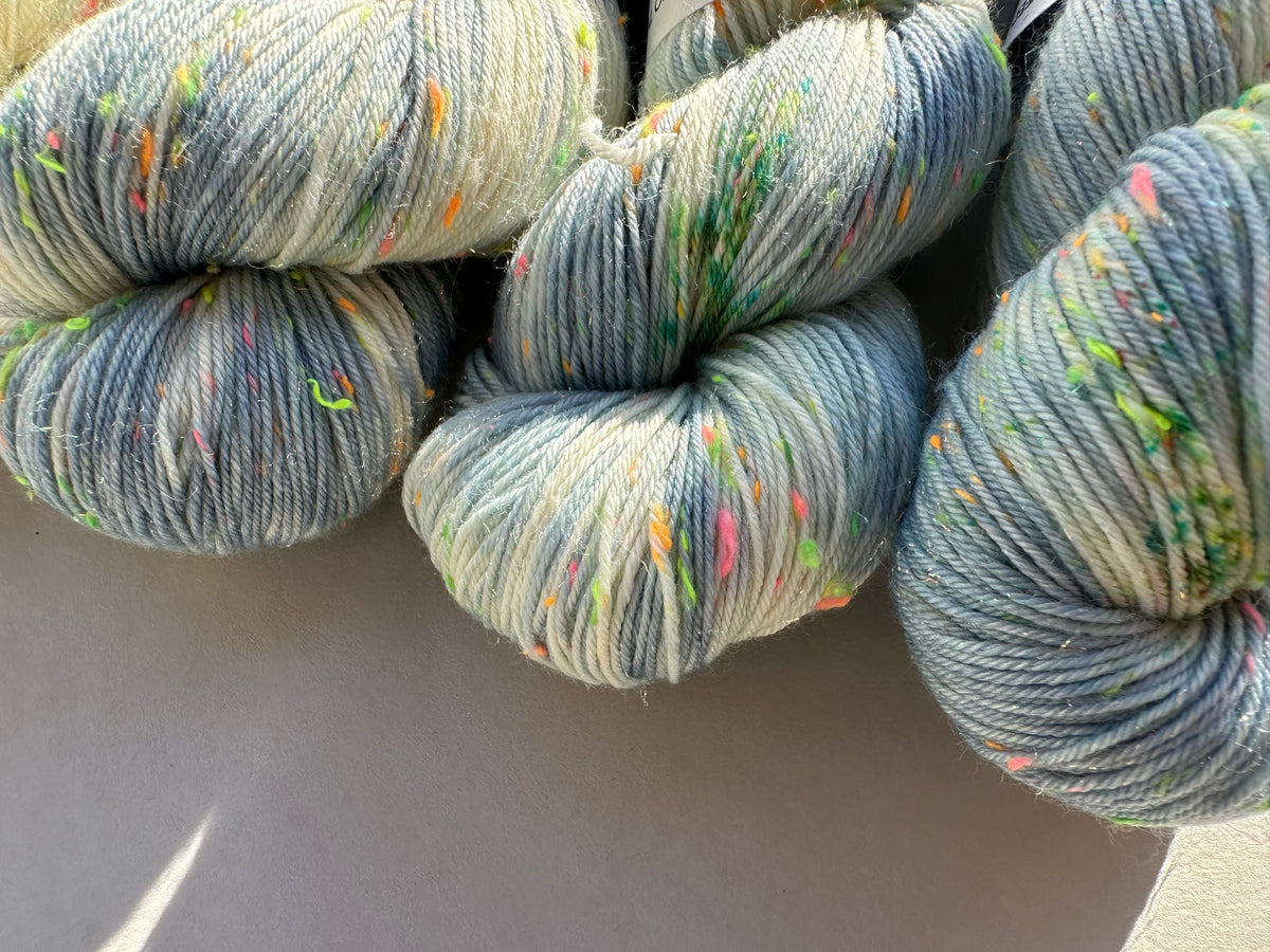 Neo Tweed 4ply – Icy Quartz